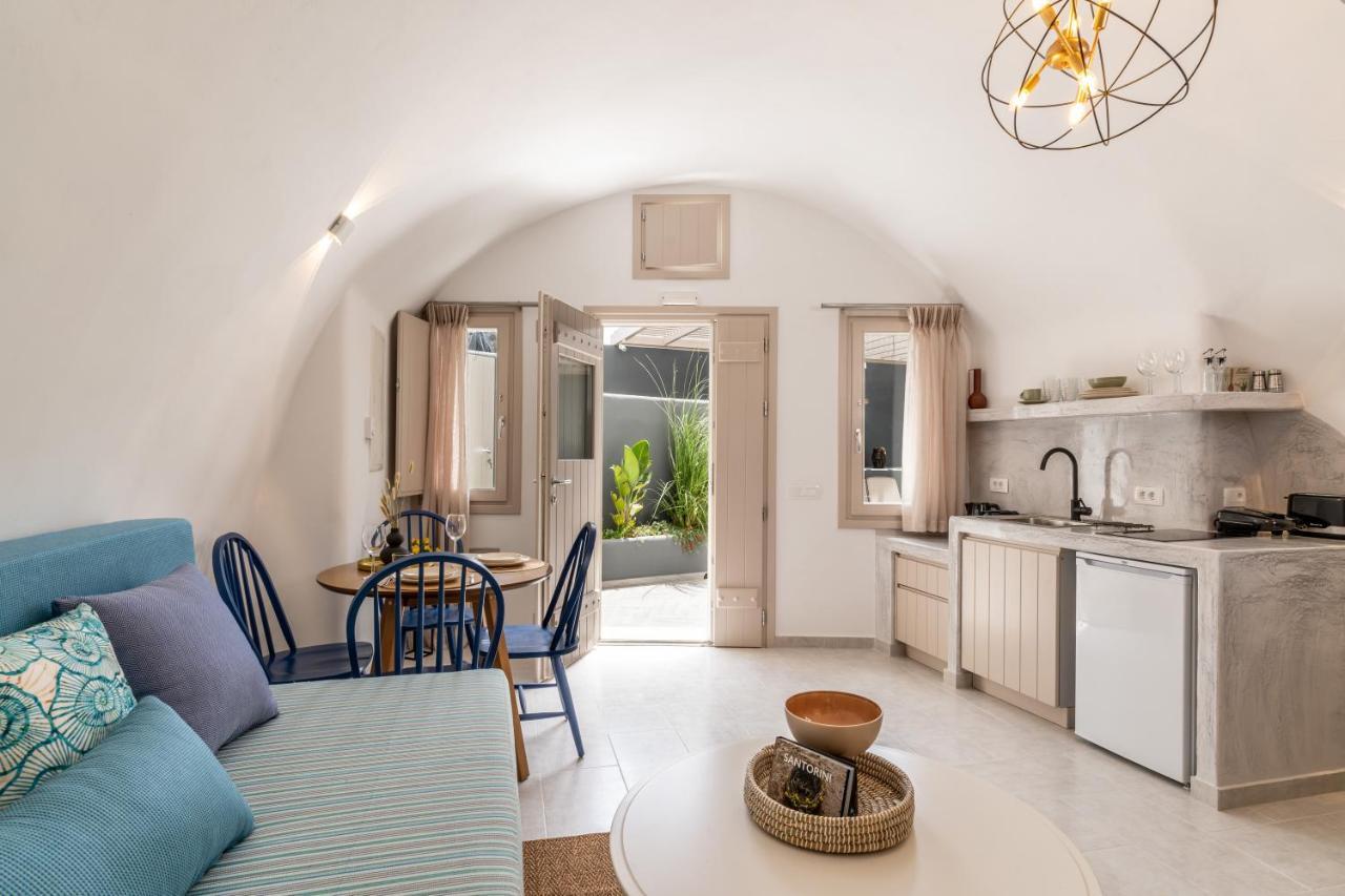 Wine And Yard Caves Hotel Pýrgos Екстериор снимка